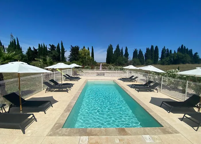 De 2 à 5p Avec Piscine Sur Domaine 3ha Appartement